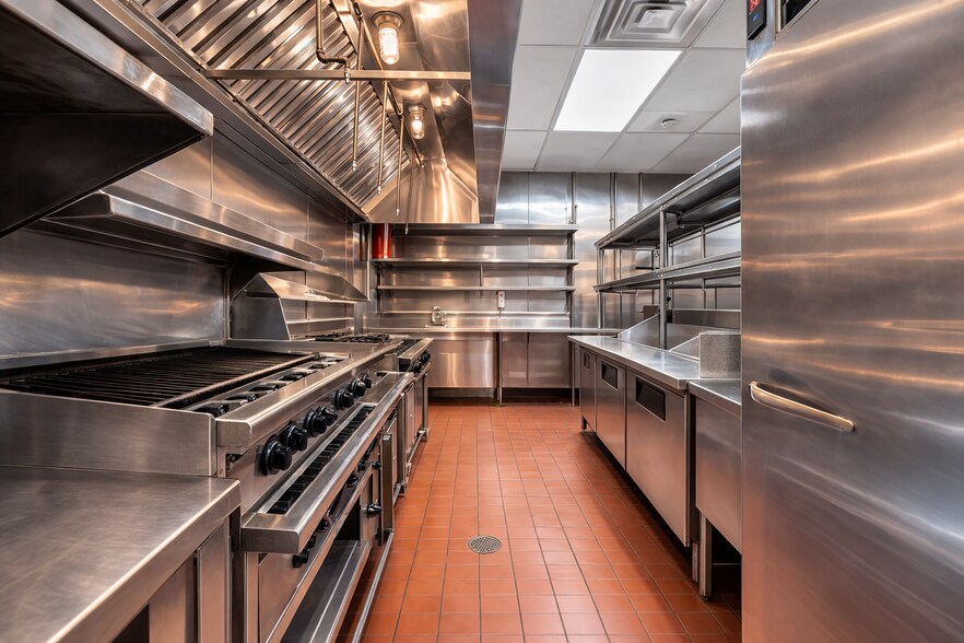 More Photos Of 82 Montgomery Ave, Long Branch Fast Food For Lease