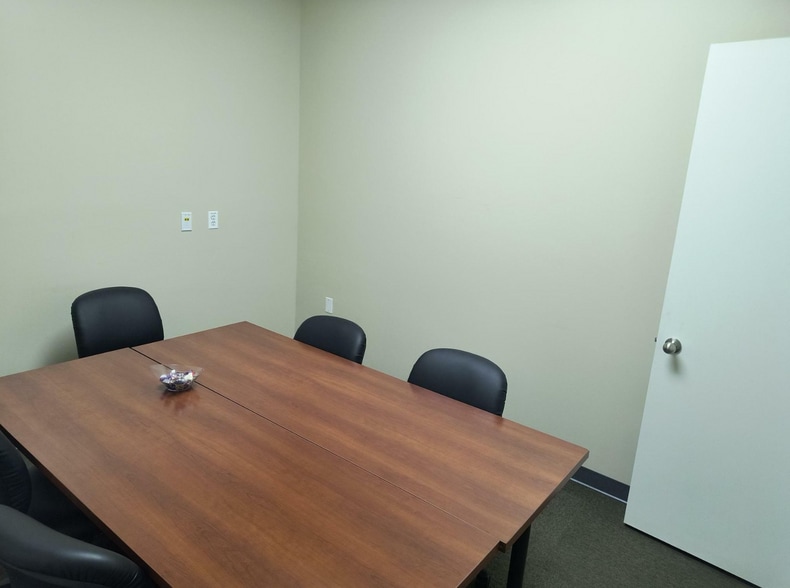 More Photos Of 9143 Indianapolis Blvd, Highland Medical For Lease