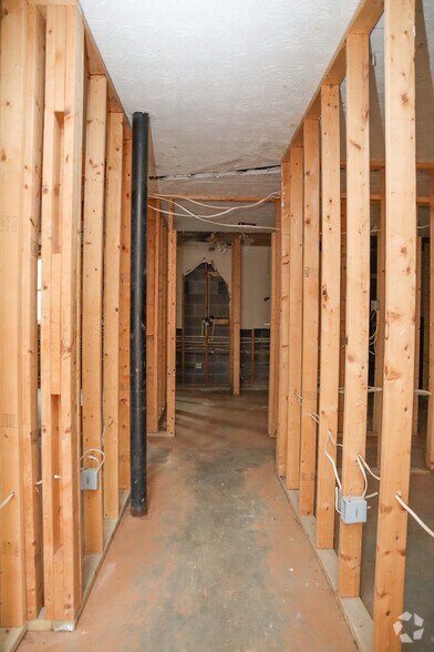 More Photos Of 6135 Petty St SW, Covington General Retail For Sale