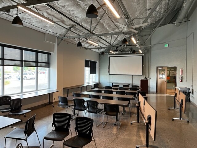 More Photos Of 675 S 500 E, American Fork Freestanding For Lease