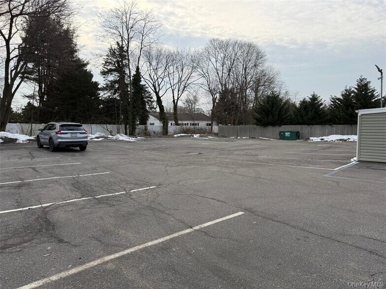 More Photos Of 6316-6318 Jericho Tpke, Commack Storefront For Lease