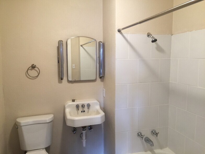 More Photos Of 1275 Berrum Ln, Reno Apartments For Sale