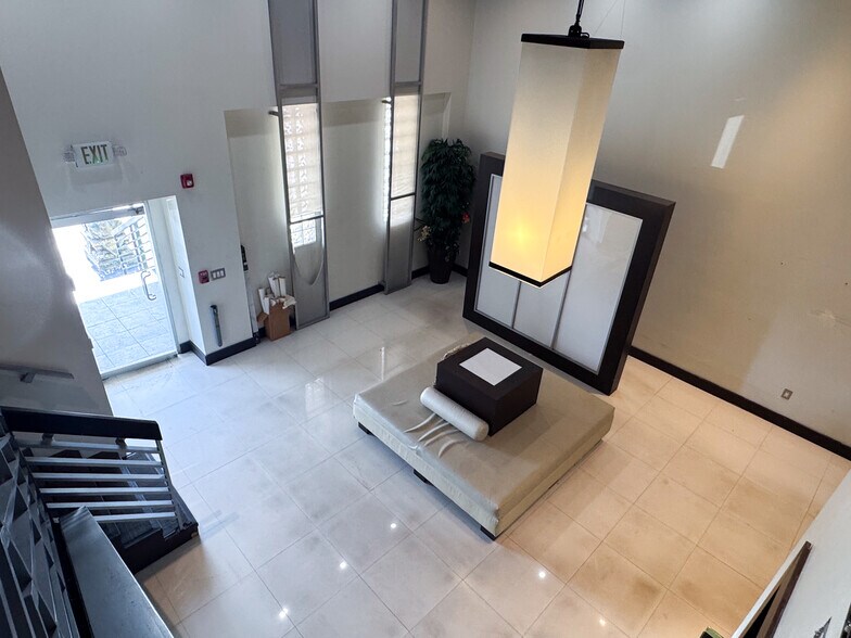 More Photos Of 7355 NW 41st St, Miami Warehouse For Sale