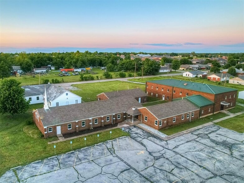More Photos Of 2000 N Spencer Rd, Oklahoma City Religious Facility For Sale