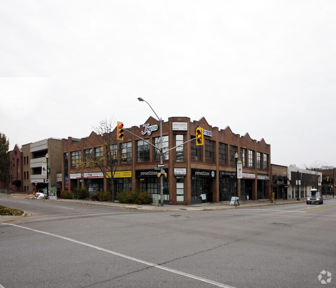 Primary Photo Of 115 Trafalgar Rd, Oakville Storefront Retail Office For Lease