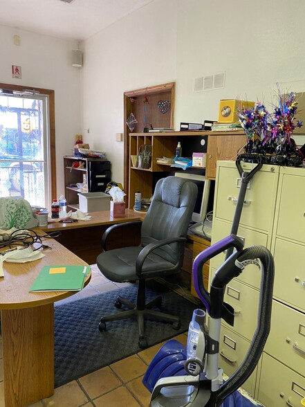 More Photos Of 1118 National Ave, Las Vegas Office For Sale