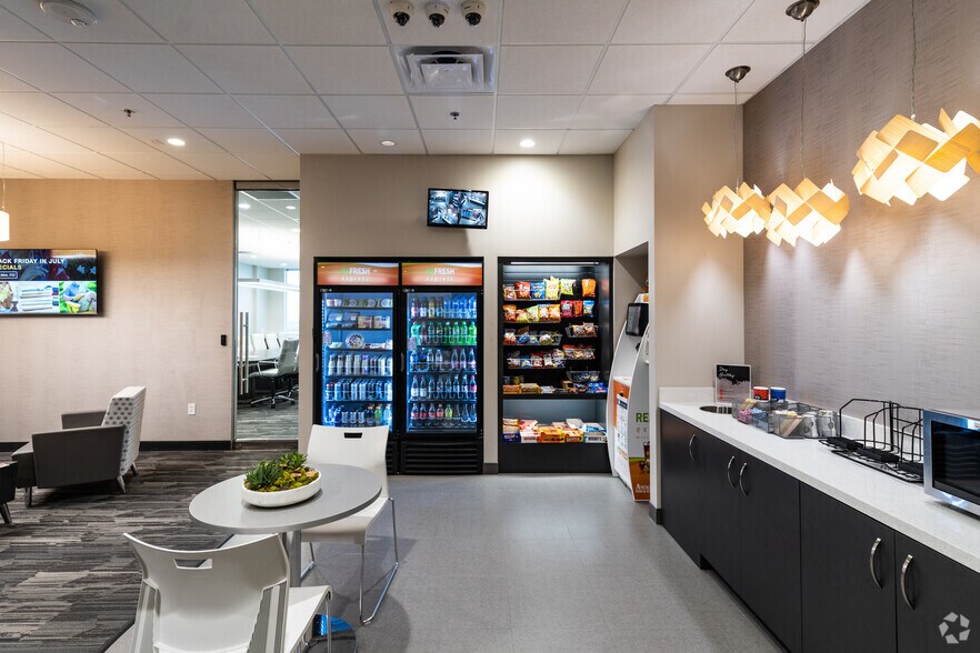 More Photos Of 2701 Dallas Pky, Plano Office For Lease