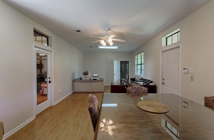 More Photos Of 16259 FM 149, Montgomery Light Manufacturing For Sale