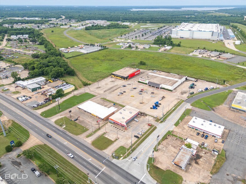 More Photos Of 1837 N Market St, Shreveport General Retail For Sale