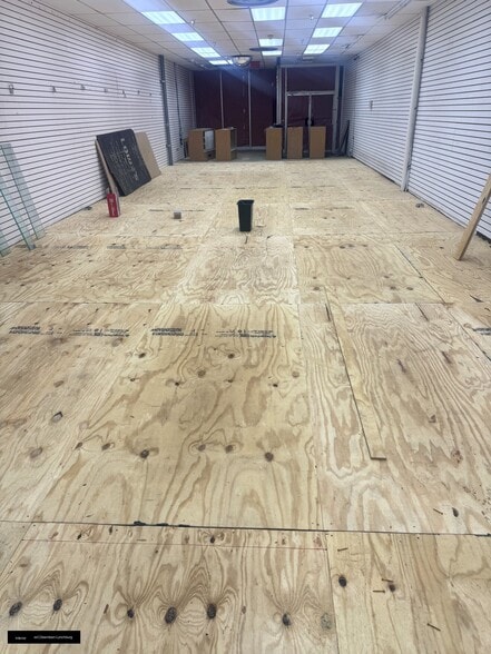 More Photos Of 906 Main St, Lynchburg Storefront Retail Residential For Lease