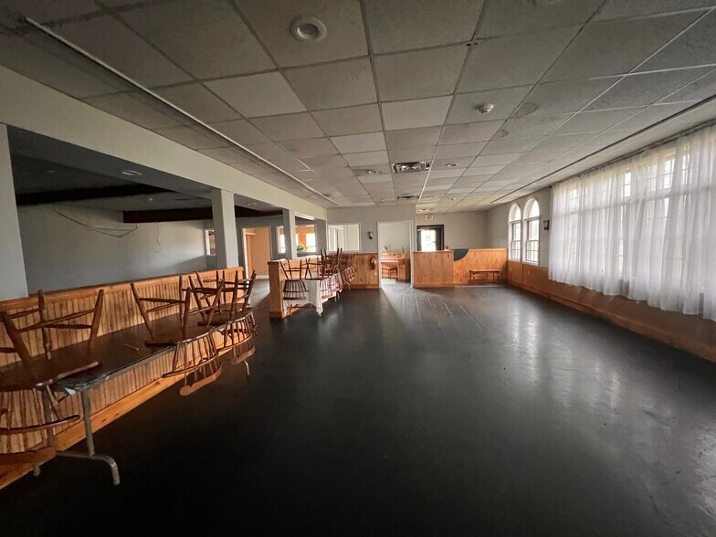 More Photos Of 9501 State Route 13, Camden General Retail For Sale