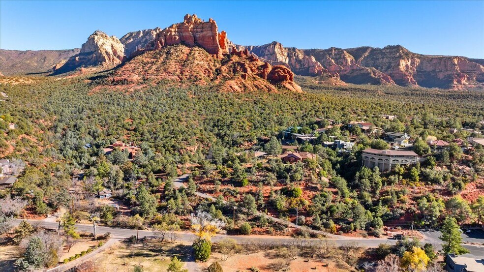 More Photos Of 35 Gassaway Place Pl, Sedona Specialty For Sale