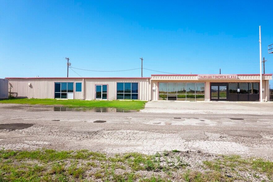 Primary Photo Of 6933 Weber Rd, Corpus Christi Showroom For Sale