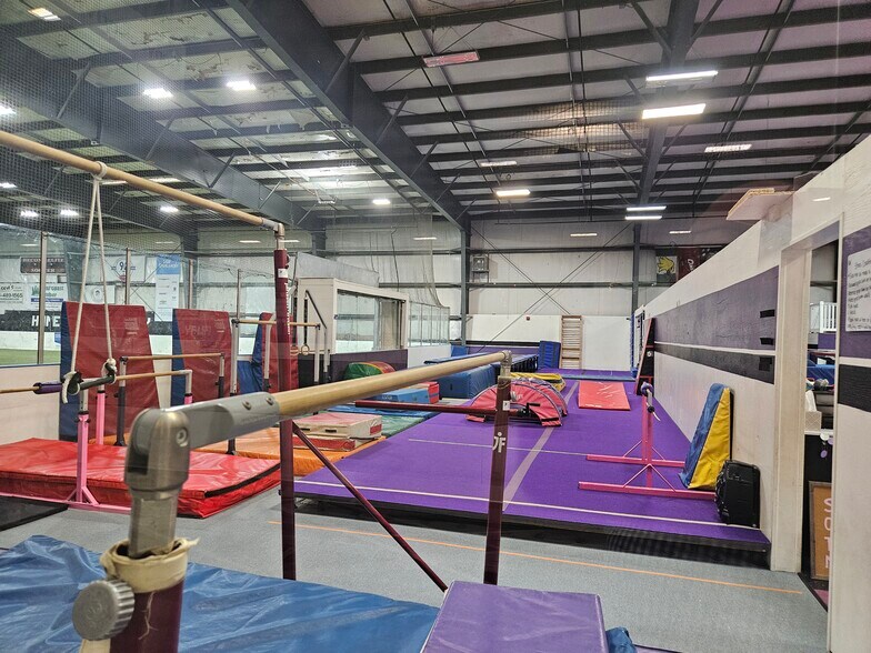 More Photos Of 142 State Route 111, Hampstead Freestanding For Sale