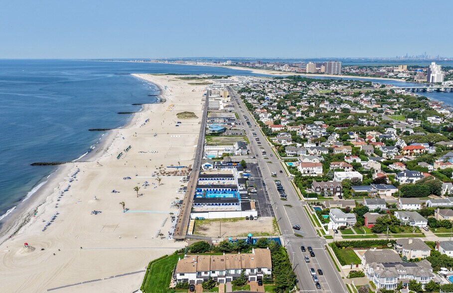 More Photos Of , Atlantic Beach Unknown For Sale