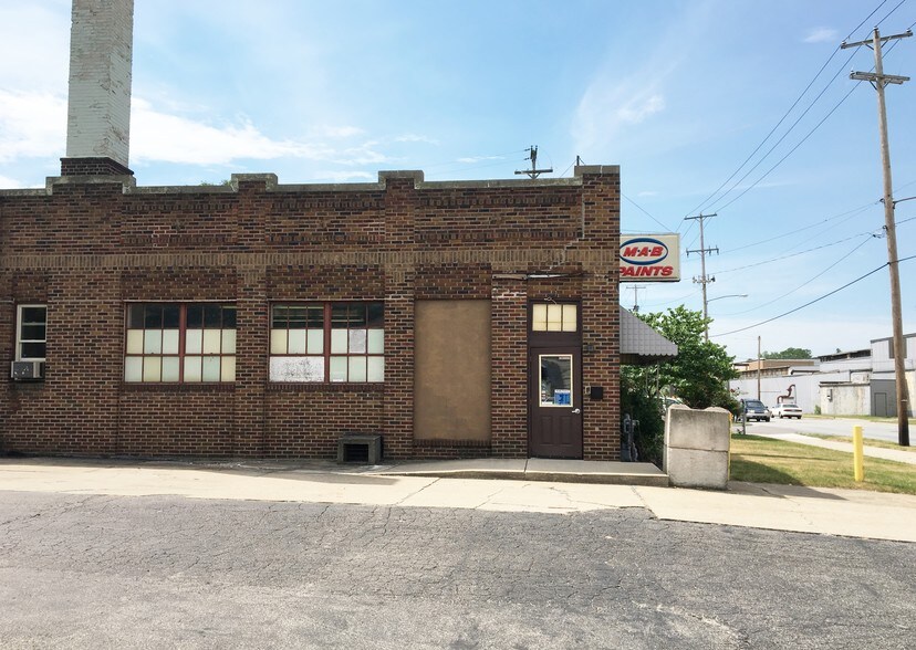More Photos Of 1750 Clyde Park Ave SW, Grand Rapids Storefront For Sale