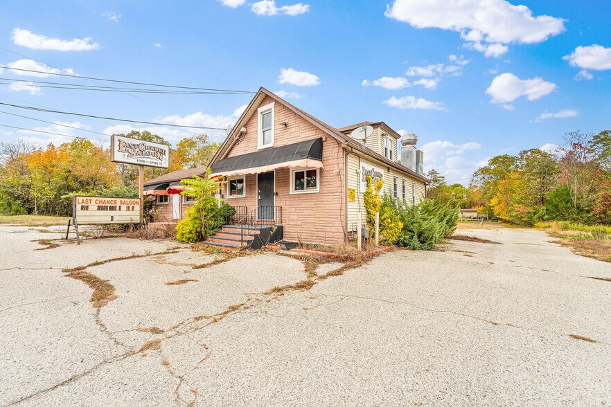 More Photos Of 221 White Horse Pike, Chesilhurst Bar For Sale