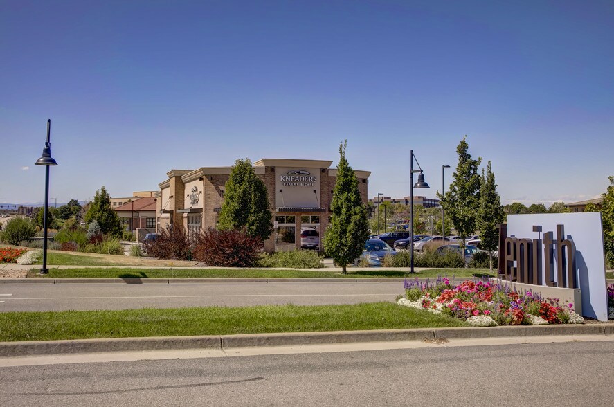 More Photos Of 9846 Zenith Meridian Dr, Englewood Restaurant For Lease