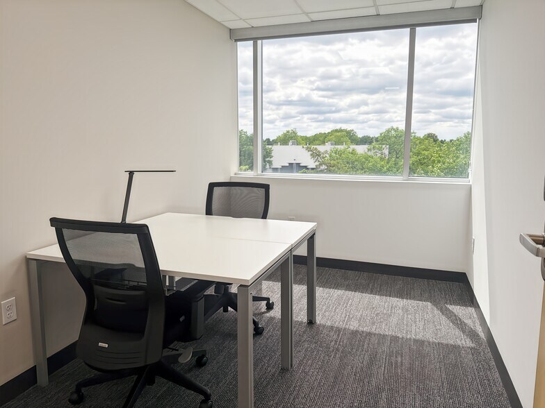 More Photos Of 968 Postal Rd, Allentown Coworking Space