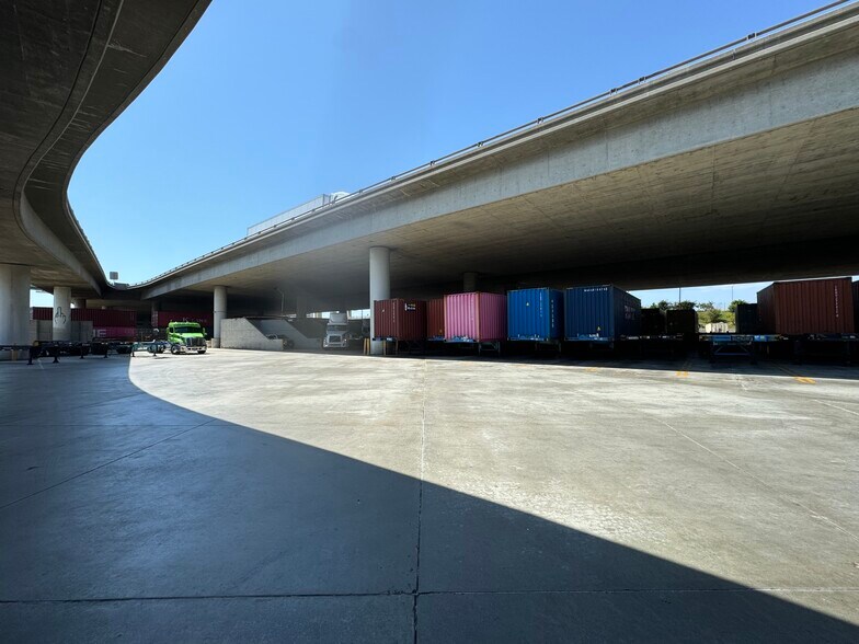 More Photos Of 2201 S Santa Fe Ave, Compton Land For Lease