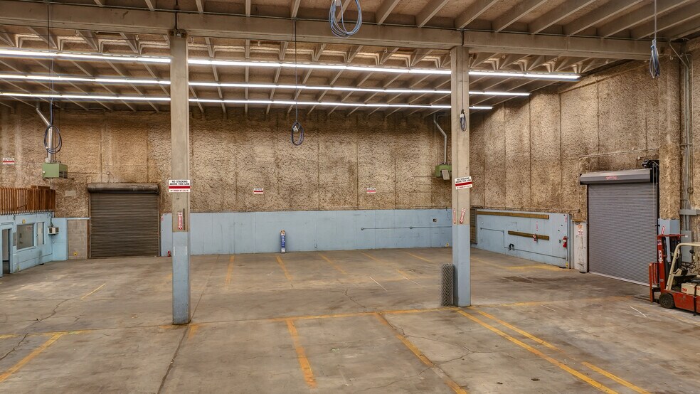 More Photos Of 675 Elkton Dr, Colorado Springs Distribution For Lease