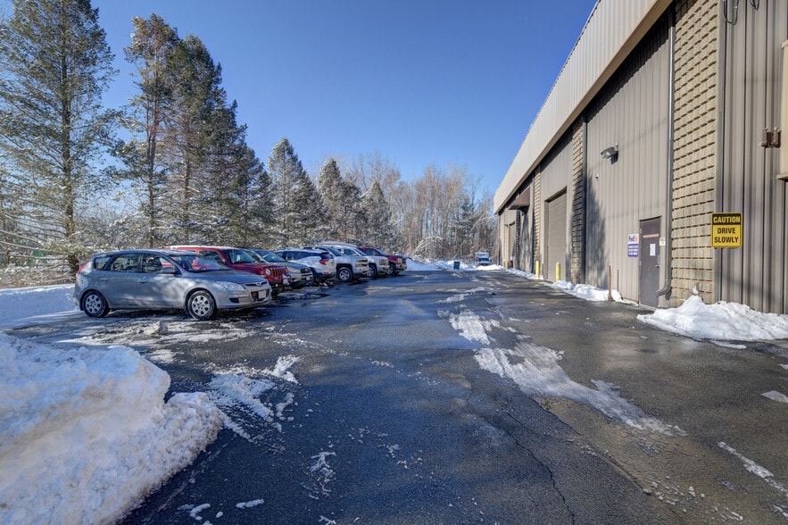More Photos Of 1 Federico Dr, Pittsfield Light Distribution For Sale