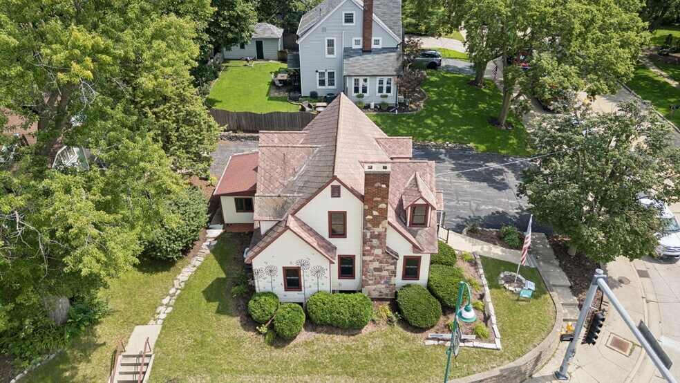 More Photos Of 6 E Washington St, Oswego Office For Sale