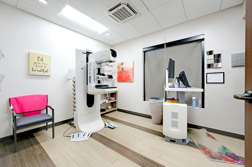 More Photos Of 11923 Culebra Rd, San Antonio Medical For Sale