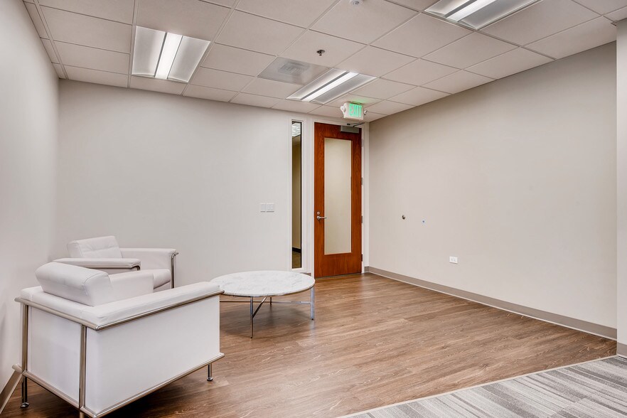 More Photos Of 6041 S Syracuse Way, Greenwood Village Office For Lease