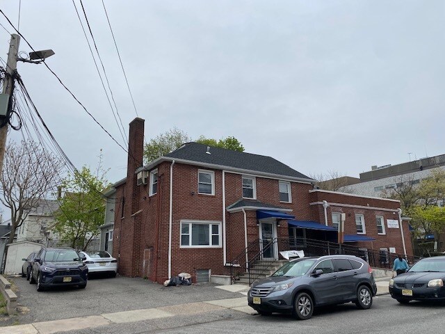 More Photos Of 675 Broadway, Paterson Medical For Sale