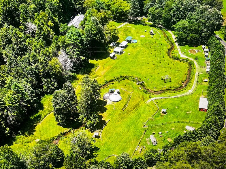 More Photos Of 32 Owl Creek Rd, Murphy Trailer Camper Park For Sale