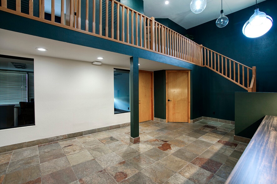 More Photos Of 606 N Stapley Dr, Mesa Medical For Sale