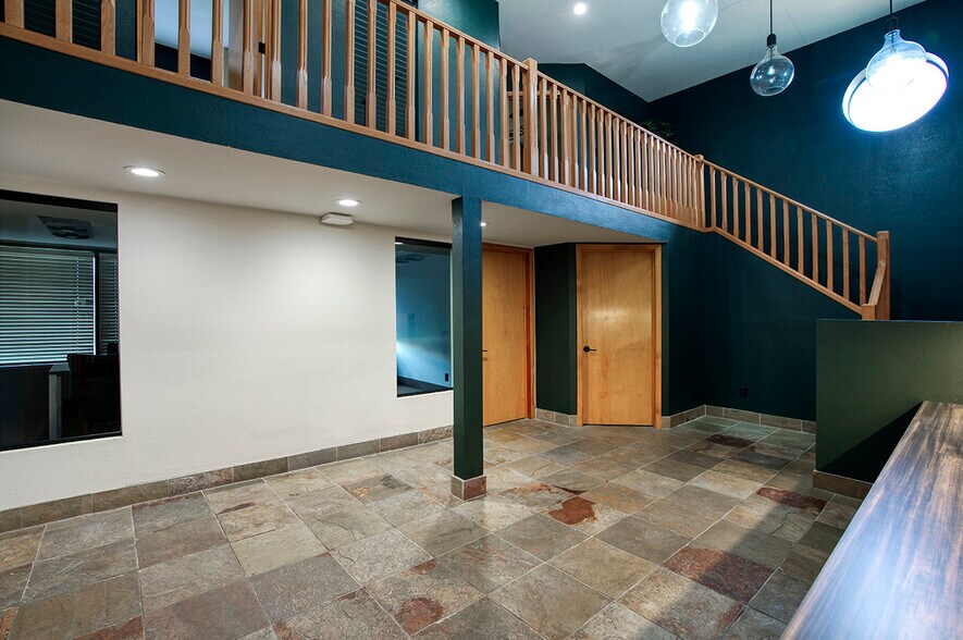 More Photos Of 606 N Stapley Dr, Mesa Office For Sale