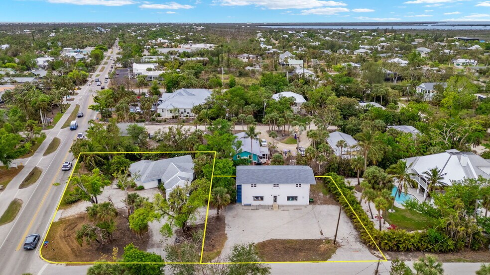 More Photos Of , Sanibel General Retail For Sale