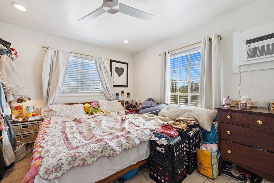 More Photos Of 1674 S Via Salida, Palm Springs Apartments For Sale