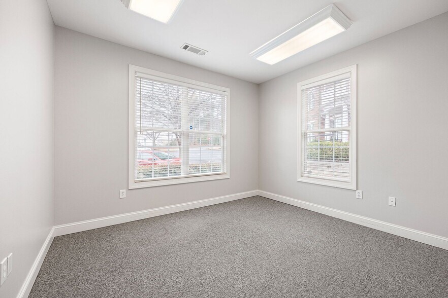 More Photos Of 1350 Wooten Lake Rd, Kennesaw Office For Lease