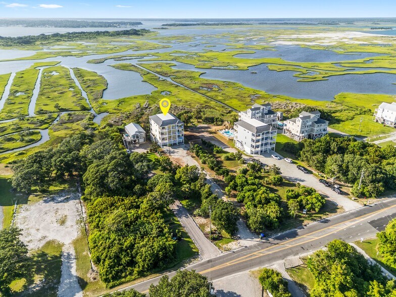 More Photos Of 2075-2085 New River Inlet Rd, North Topsail Beach Specialty For Sale