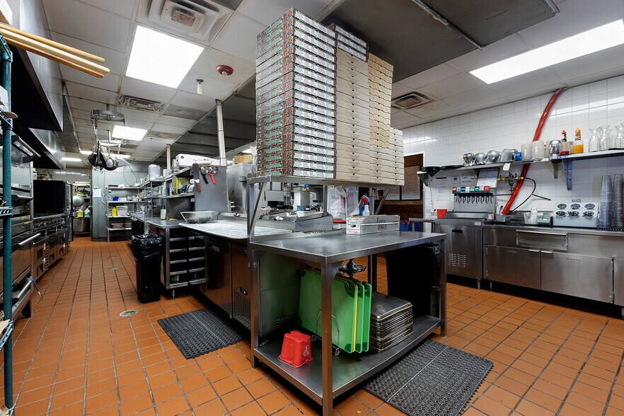 More Photos Of 5249 Davis Blvd, North Richland Hills Restaurant For Sale