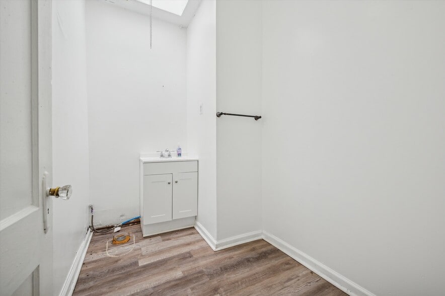 More Photos Of 2838 N 22nd St, Philadelphia General Retail For Sale