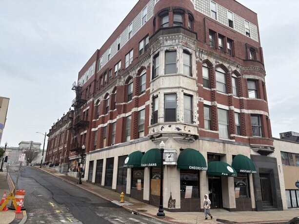 More Photos Of , Pawtucket Unknown For Sale