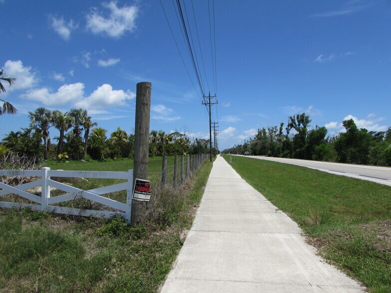 More Photos Of 9000 Stringfellow Rd, Saint James City Land For Sale