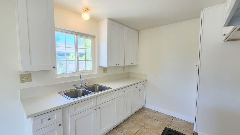 More Photos Of 2325 Angela St, Pomona Apartments For Sale