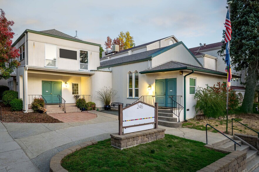 More Photos Of 246 S Church St, Grass Valley Specialty For Lease