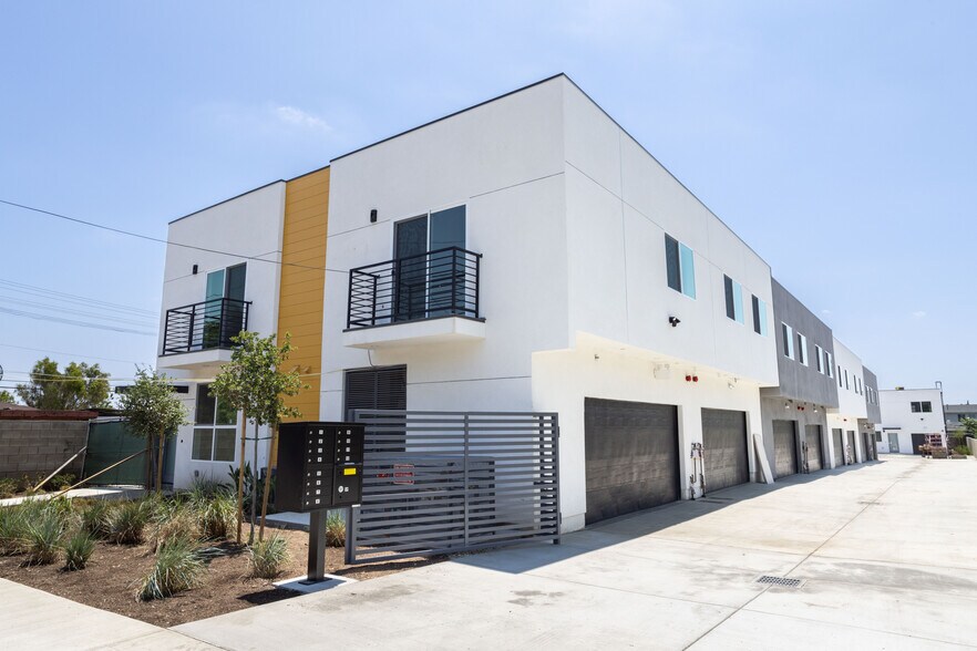 More Photos Of 12647-12649 N Bradley Ave, Sylmar Apartments For Sale