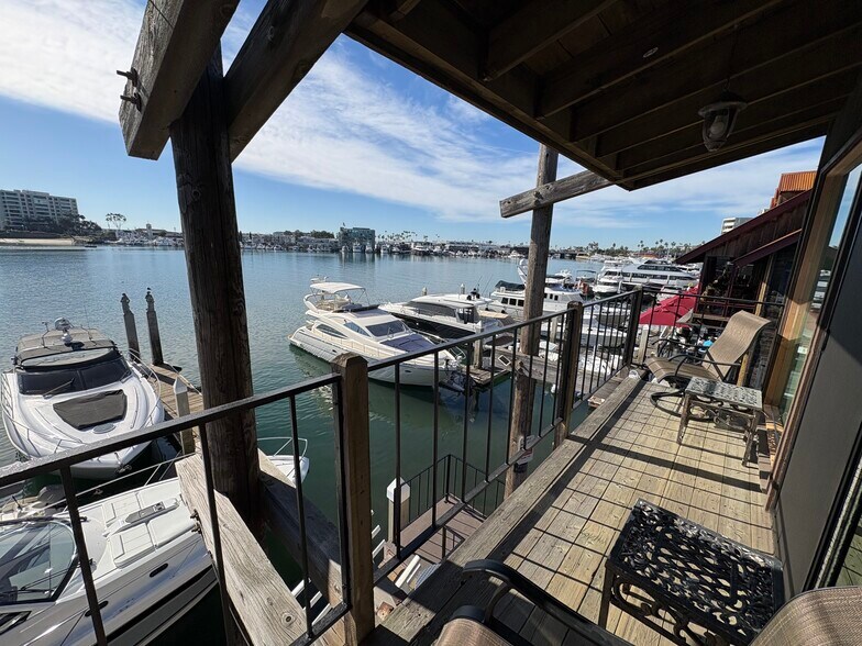 More Photos Of 2711-2729 W Coast Hwy, Newport Beach Office For Lease