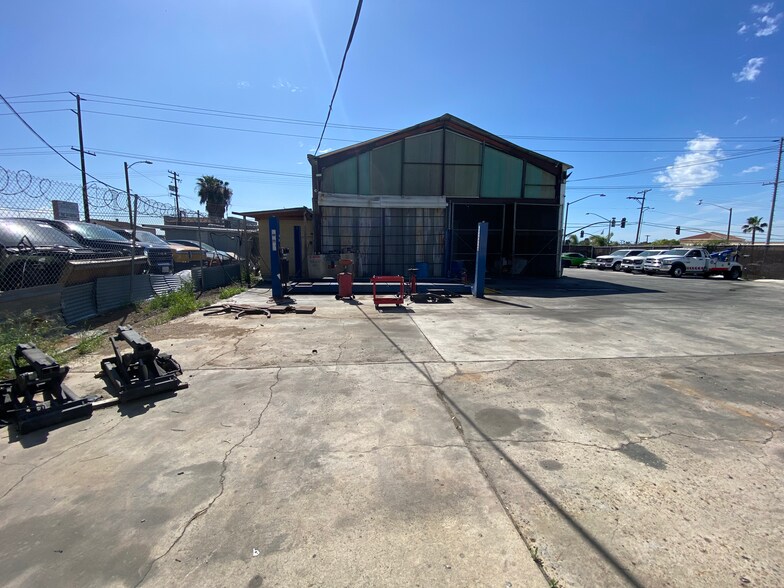 More Photos Of 7620 North Ave, Lemon Grove Service For Lease