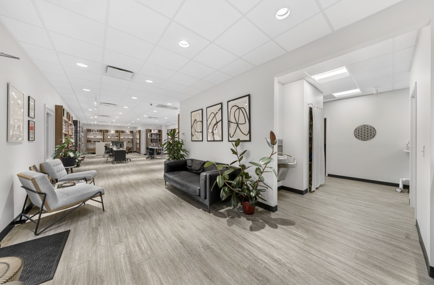 More Photos Of 861 Willow Dr, Chapel Hill Medical For Lease