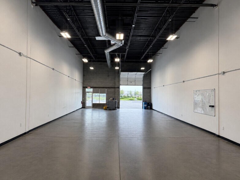 More Photos Of 230 Cutler Dr, North Salt Lake Warehouse For Lease