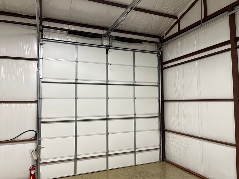 More Photos Of 11305 N Western Ave, Oklahoma City Warehouse For Sale