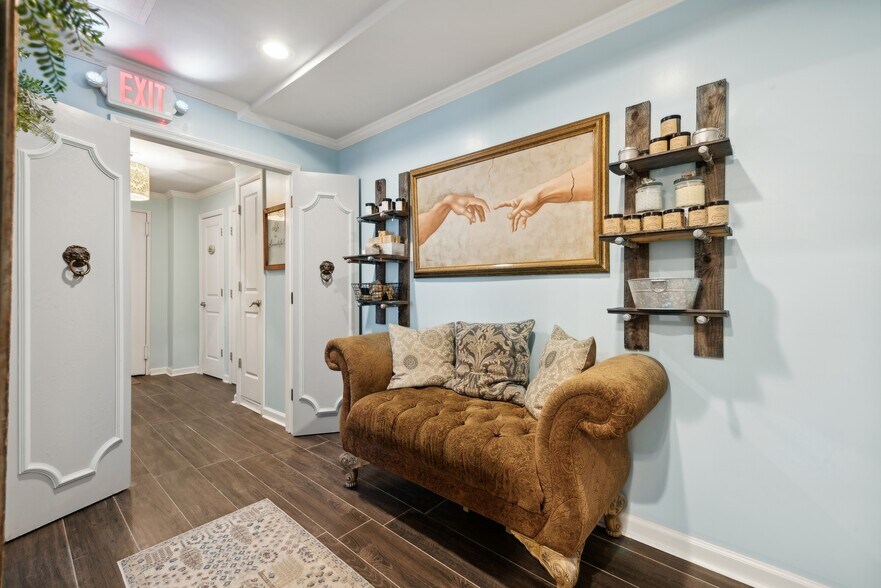 More Photos Of 504 Merrick Rd, Lynbrook Apartments For Sale